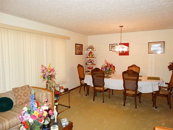 5th image of 1341 King Arthur Dr