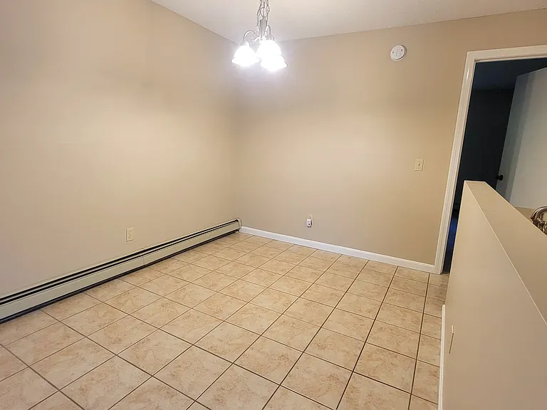 20 Luxury Dr #23 — Photo 16