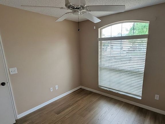Guest, office, or bedroom