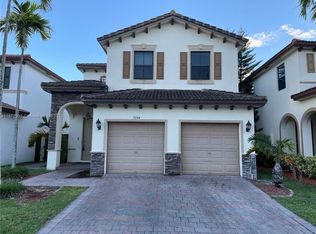 9244 SW 227th Ln, Cutler Bay, FL 33190