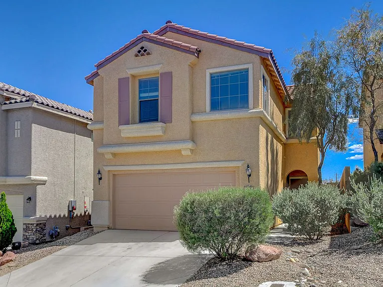 10649 Tuckermans Ave — Photo 2