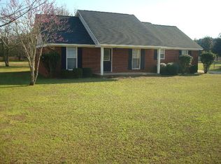 116 Carillon Ct, Leesburg, GA 31763