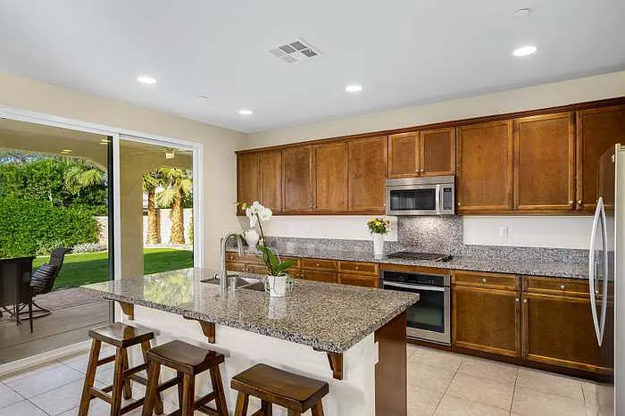 74116 Imperial Ct E — Photo 12