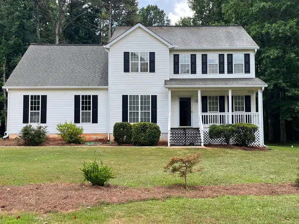 47 Nanette Dr, Newnan, GA 30265