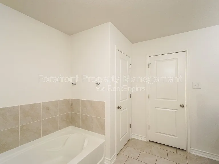 14251 Geyserite Ave — Photo 11