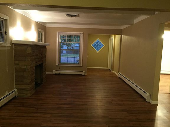 3rd image of 550 11th St