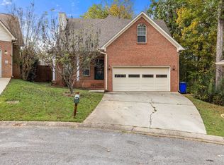 109 Twin Oaks Ct, Florence, AL 35630