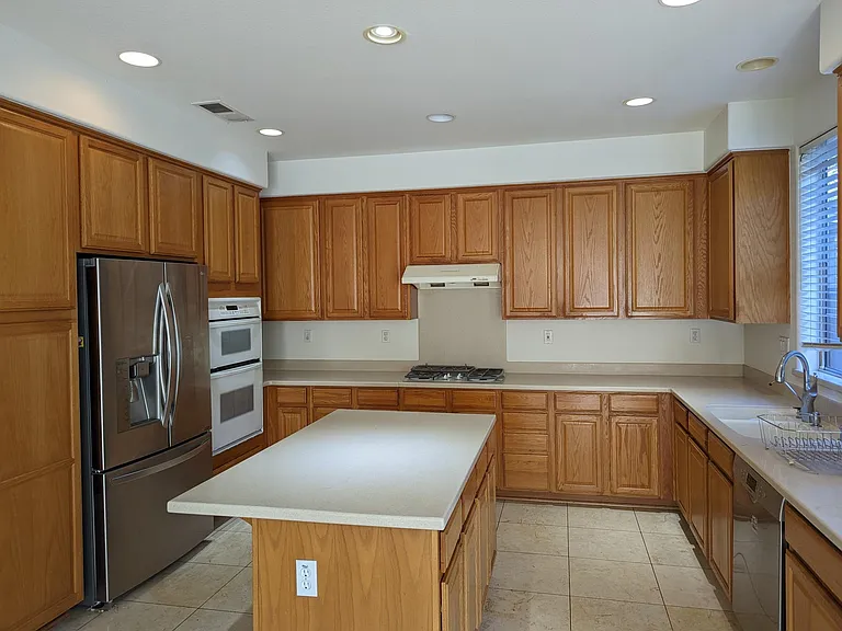 858 Romani Ct — Photo 7