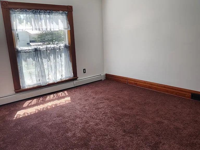 115 Grant St — Photo 19
