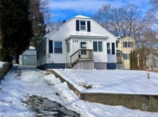 235 Roberts St, Woonsocket, RI 02895