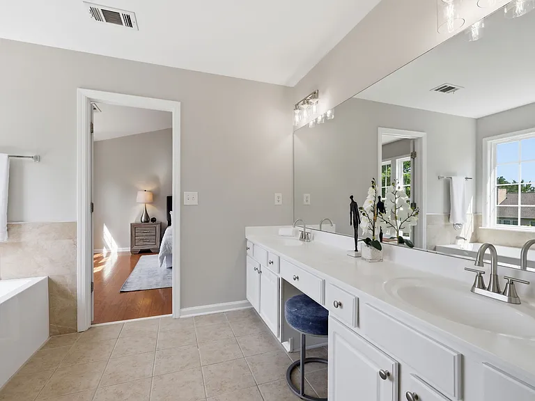 2020 Kyrle Ln — Photo 13