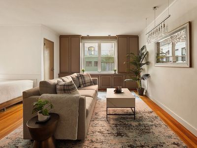 88 Bleecker St APT 6A, New York, NY, 10012