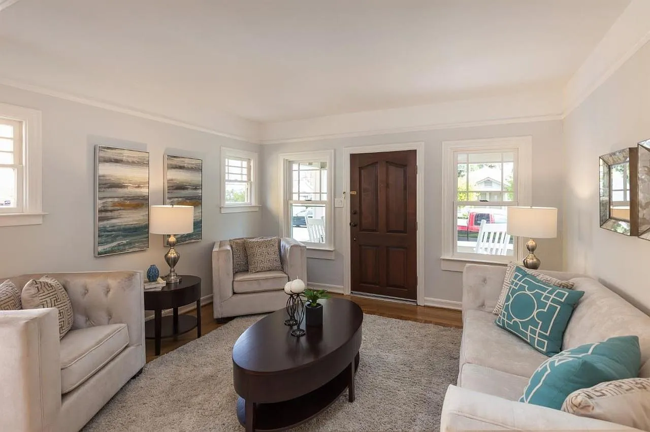 2 bed, 1200 sqft, $2,759 — Photo 3