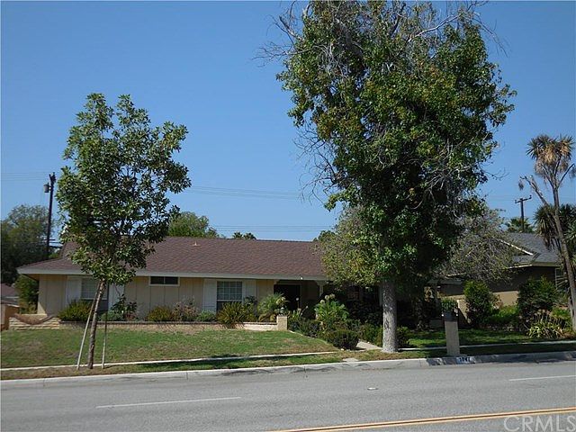 1st image of 1747 N San Antonio Ave