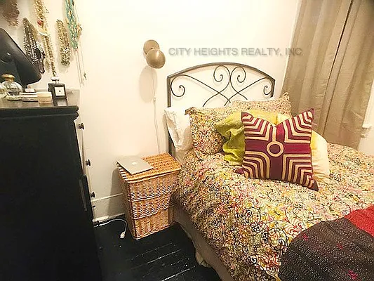 Rented by City Heights Realty | media 42