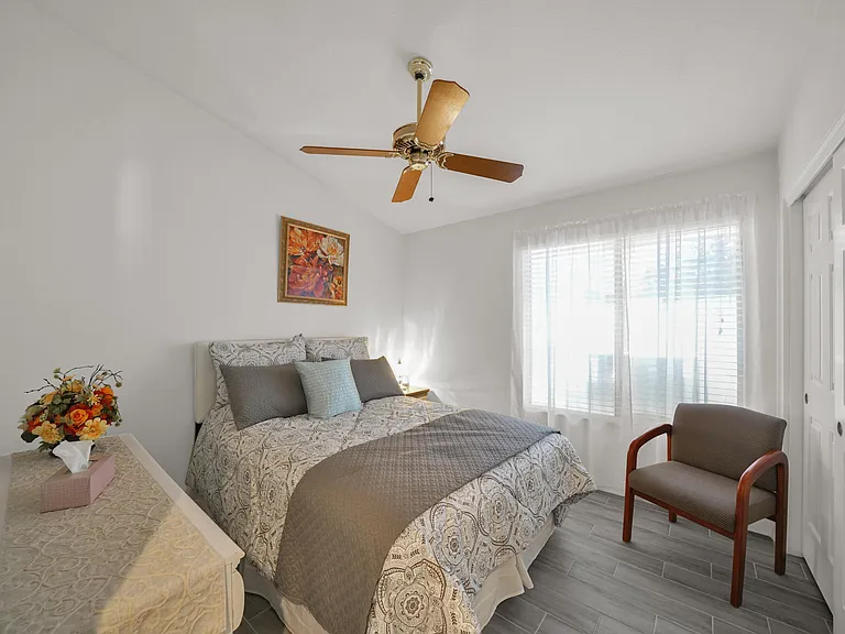 11010 W Poinsettia Dr — Photo 25