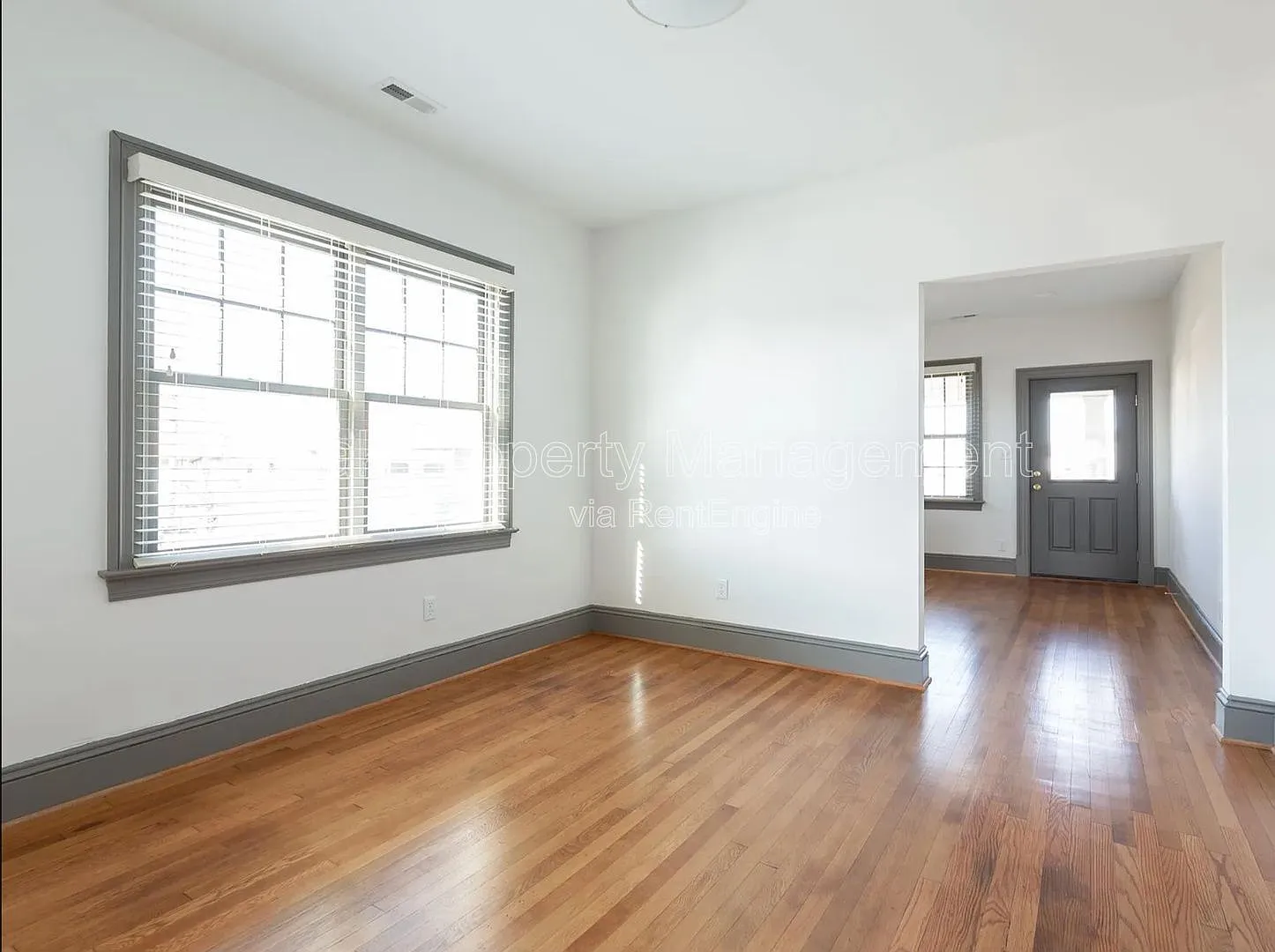 2 bed, 1.0 bath, 883 sqft, $1,650 — Photo 3