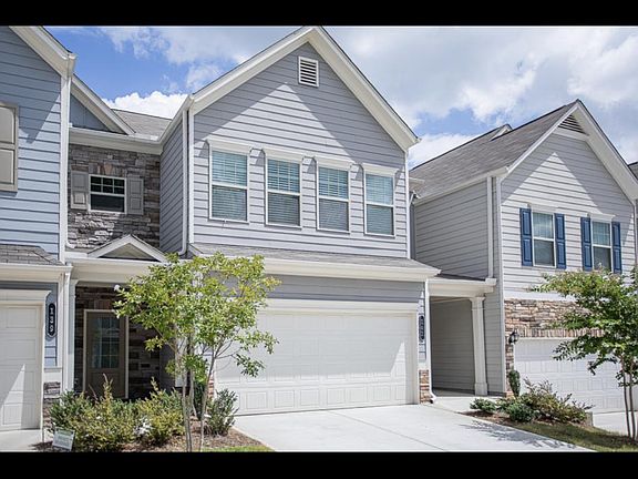 2nd image of 141 Madison Bnd