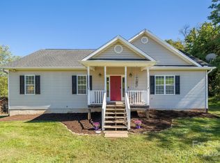 932 Airport Rhodhiss Rd, Hickory, NC 28601