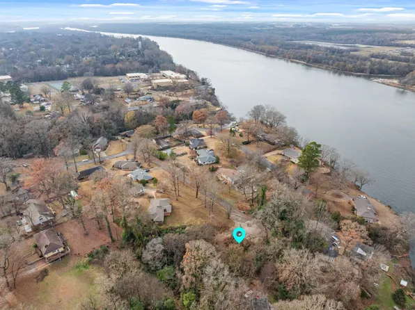 3400 E 20th Ave, Sheffield, AL 35660