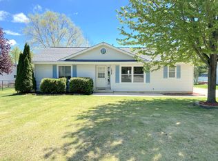 1008 Carriage Ct, Palmyra, WI 53156