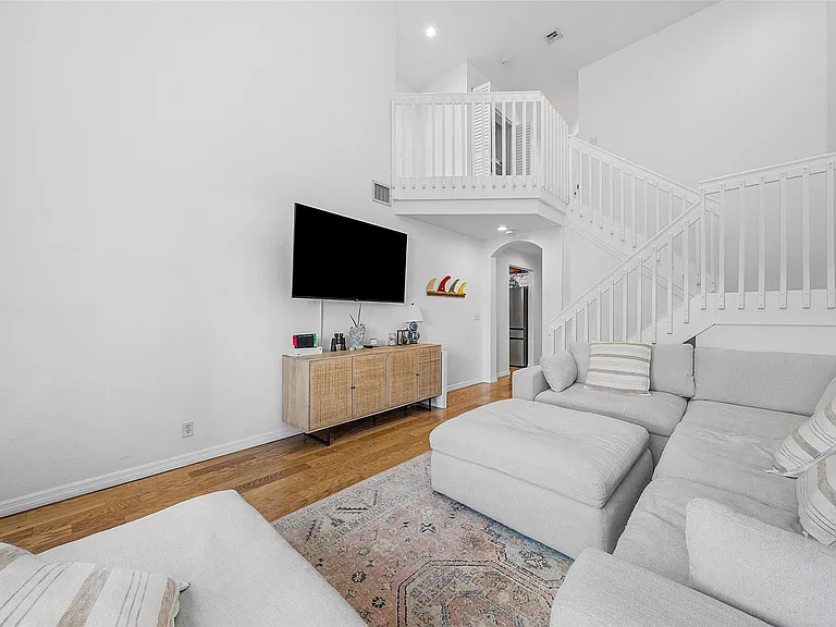 2940 Florida Blvd #2940 — Photo 8