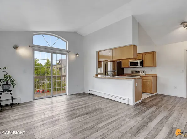 7102 Ambler Ln APT 8, Anchorage, AK 99504