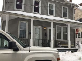 722 Chestnut St, Freeland, PA 18224