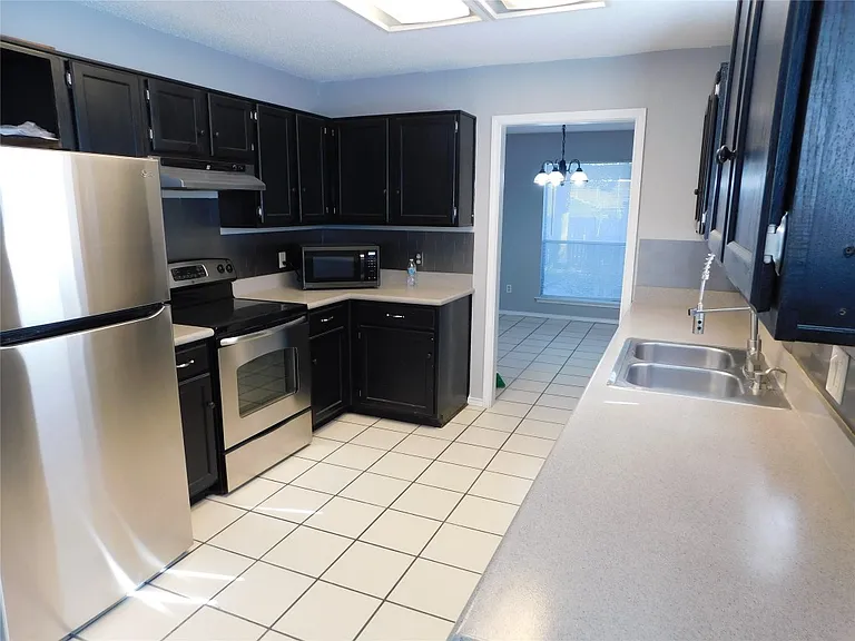 8232 Meadowbrook Dr — Photo 25