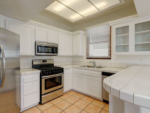 4th image of 4243 Mary Ellen Ave APT 16