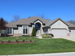 W125S8547 Country View Ct, Muskego, WI 53150