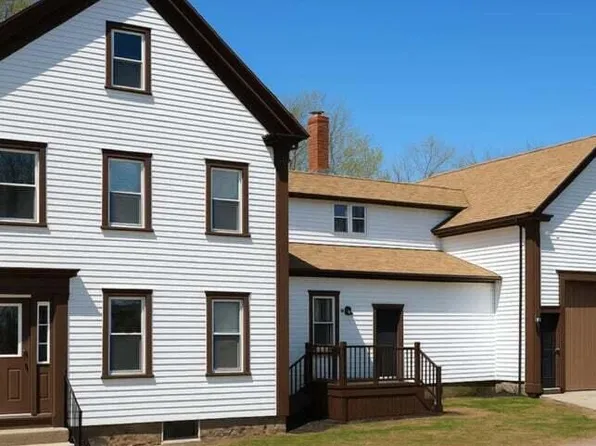 18 High Street, Mechanic Falls, ME 04256