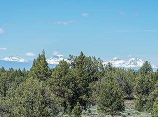 5275 SE Sunny Sage Way, Redmond, OR 97756