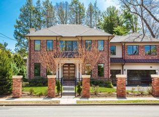 1580 Beacon St, Newton, MA 02468