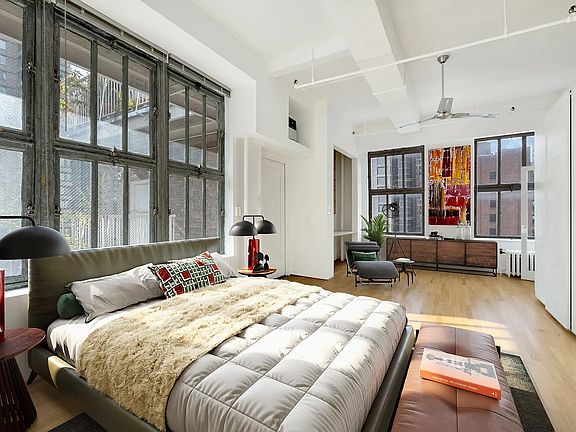4th image of 50 W 29th St APT 9W