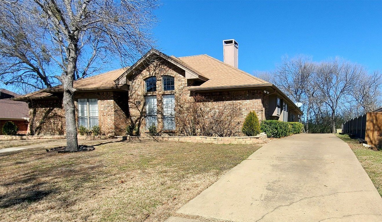 3608 Bluegrass Dr, Grand Prairie, TX 75052 Zillow