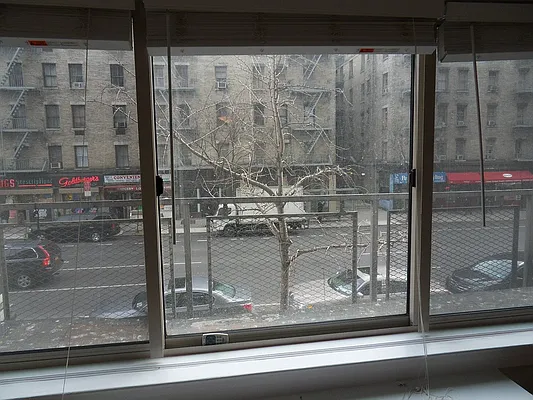 Rented by Stonehenge NYC LLC | media 12