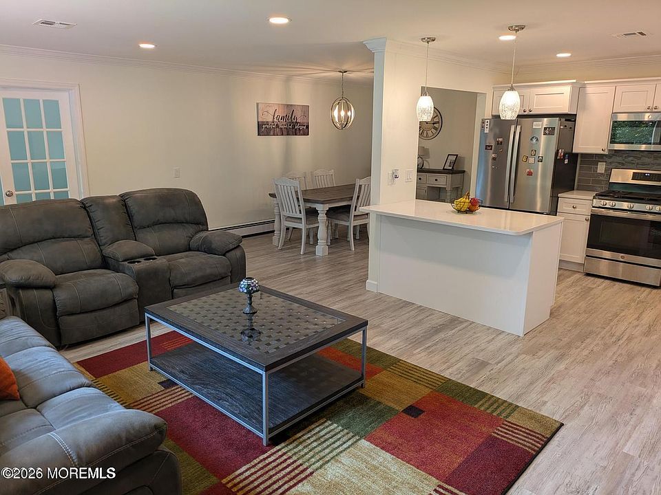 2nd image of 18 Maison Way