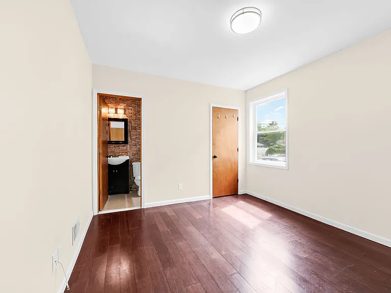 620 McGillvray Pl #1 — Photo 17