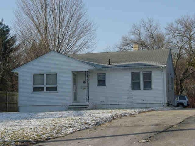 1st image of 136 George Waterman Rd