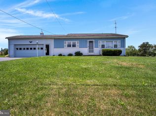 940 Longs Gap Rd, Carlisle, PA 17013