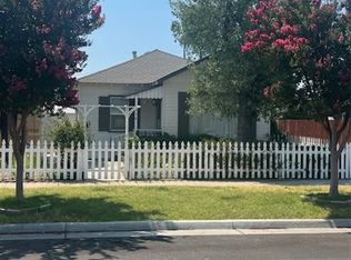 916 12th St, Marysville, CA 95901