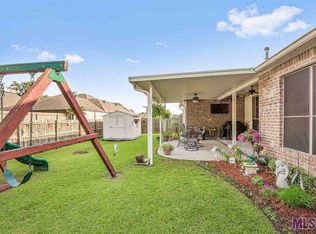 5421 Parkknoll Place Dr, Baton Rouge, LA 70816