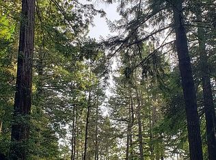 22046 Rust Dr, Jenner, CA 95450