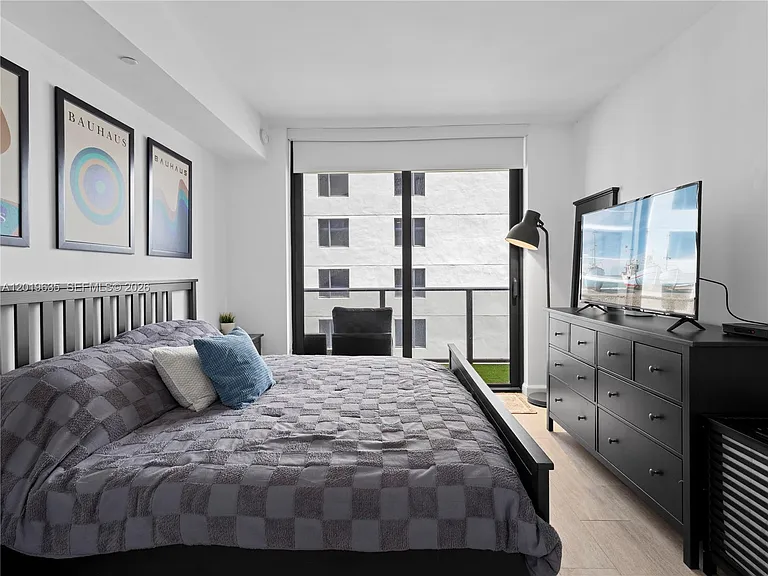 55 SW 9th St #1810 — Photo 22
