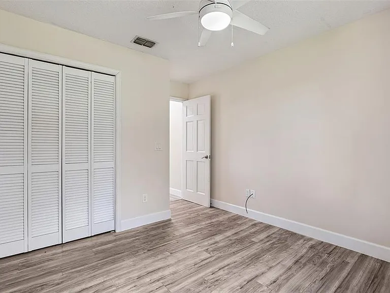 523 Fern St — Photo 22
