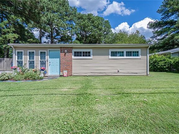 Welcome to 1403 Sparrow Road!