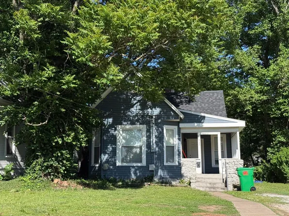 932 N National Avenue, Springfield, MO 65802