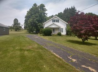 1457 Mercer Rd, Franklin, PA 16323