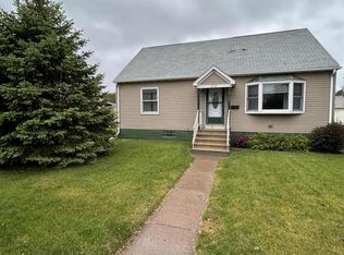 2155 Green Bay St, La Crosse, WI 54601